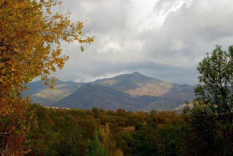 El Pozo Villa La Serna del Monte Esterno foto