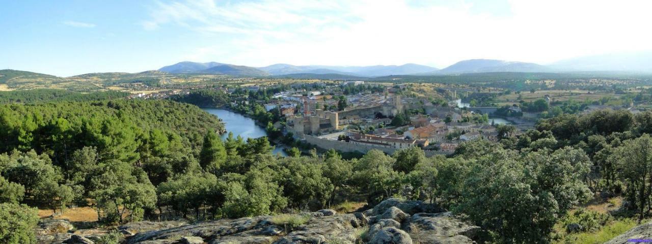 El Pozo Villa La Serna del Monte Esterno foto